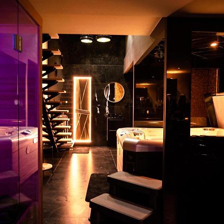 Douceur Du Charme - Love-Room A Charmes Entre Epinal Et Nancy Екстер'єр фото