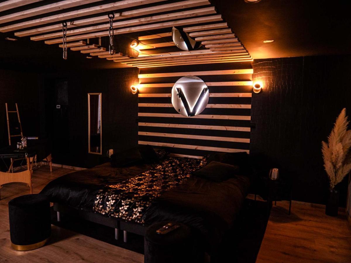 Douceur Du Charme - Love-Room A Charmes Entre Epinal Et Nancy Екстер'єр фото