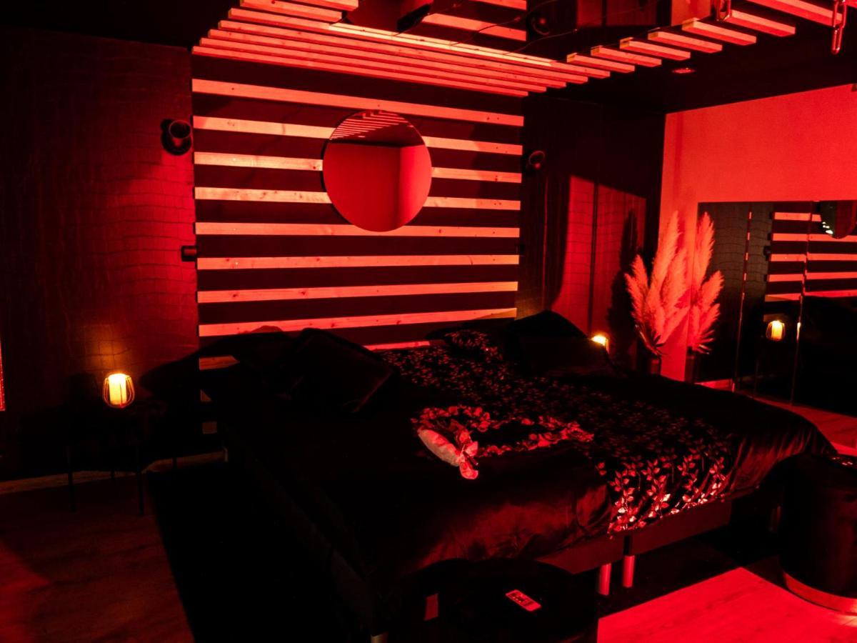 Douceur Du Charme - Love-Room A Charmes Entre Epinal Et Nancy Екстер'єр фото